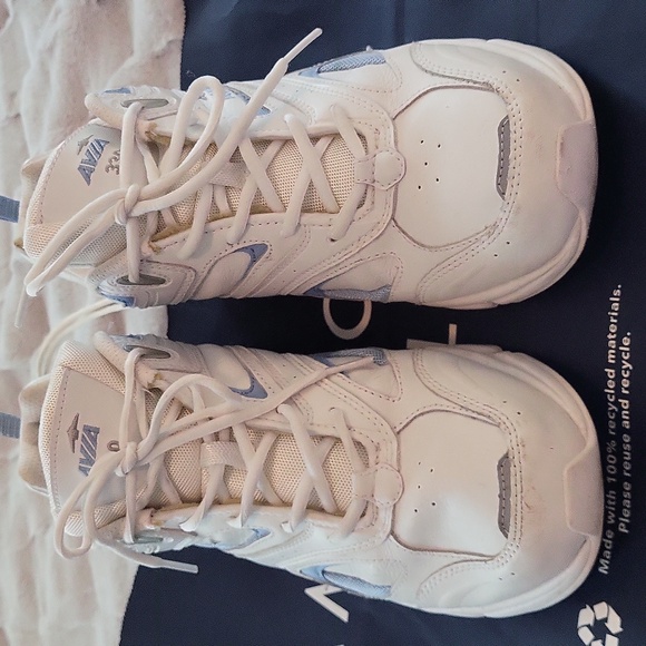 Avia 330 Archrocker White and Blue Women's Heavy Duty Dad Sneakers - Picture 6 of 15